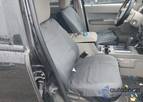 2010 Ford Escape из США, поврежденный, VIN 1FMCUODGXAKC24869